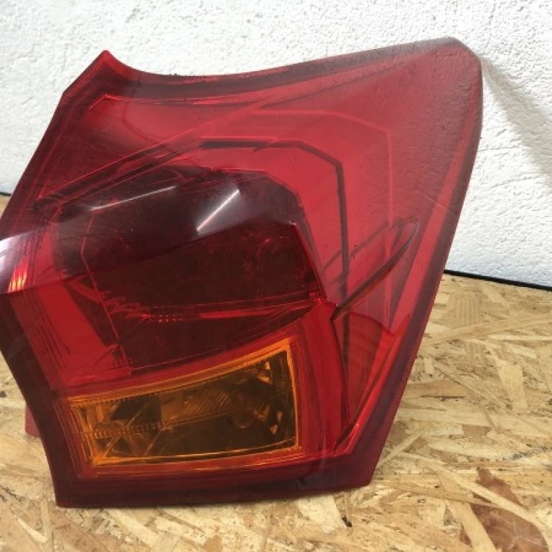 Stop dreapta / Toyota Auris E150 2015 / Caroserie, oglinzi si faruri