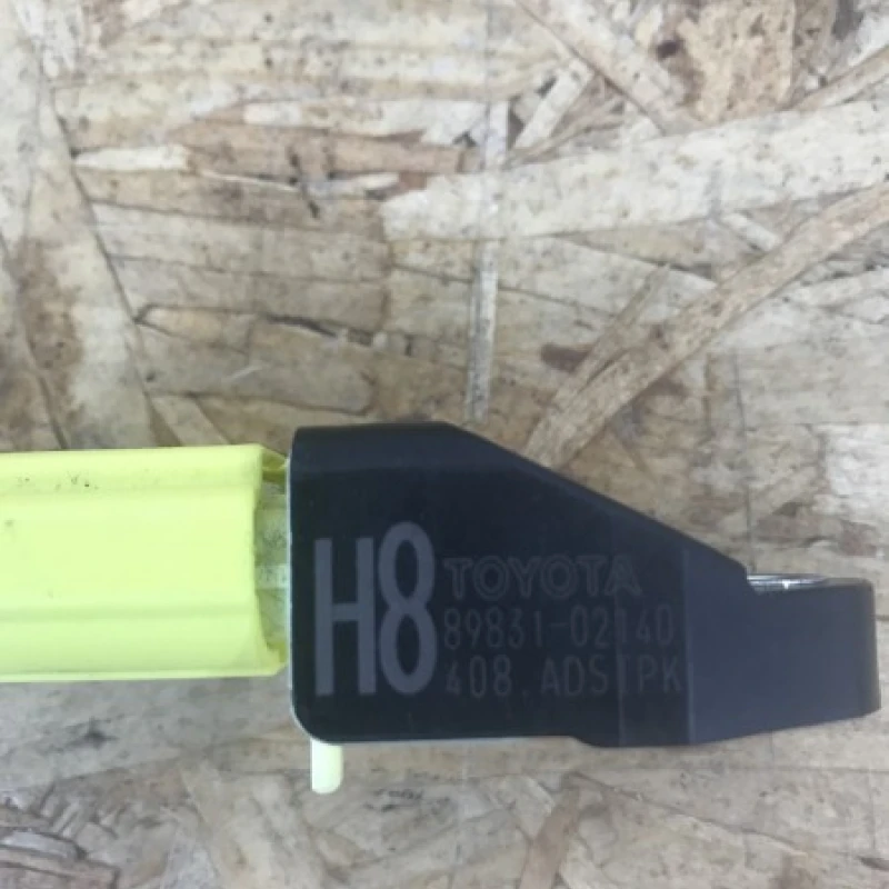 Senzor usa impact / Toyota Auris E150 2015 / Audio si electronice