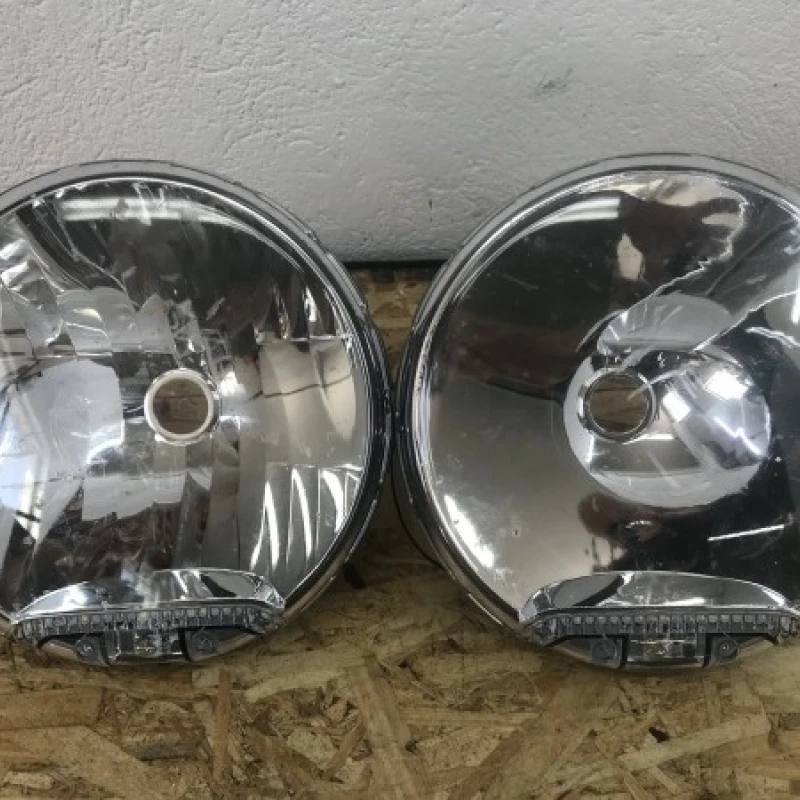 Proiectoare ceata / Nissan Navara D40 2007 / Caroserie, oglinzi si faruri