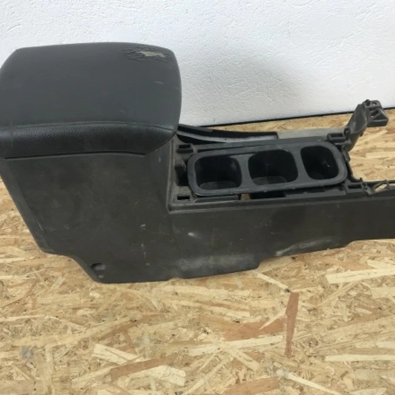 Cotiera centrala Nissan Navara D40 2007