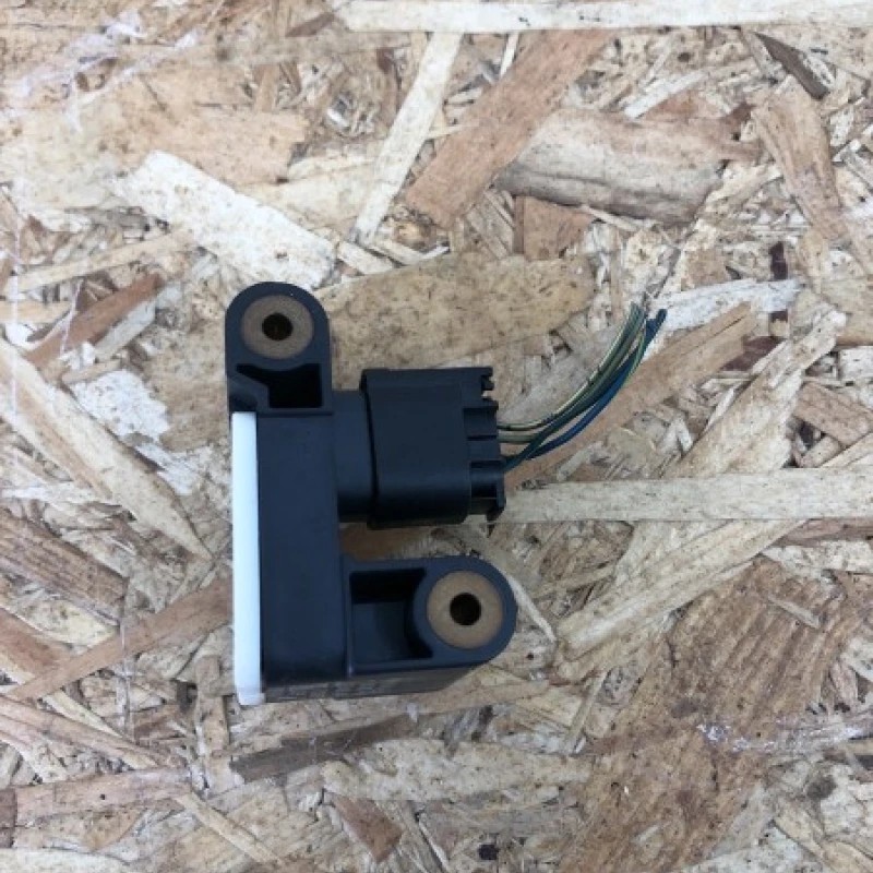 Senzor impact BMW X1 E84 2009