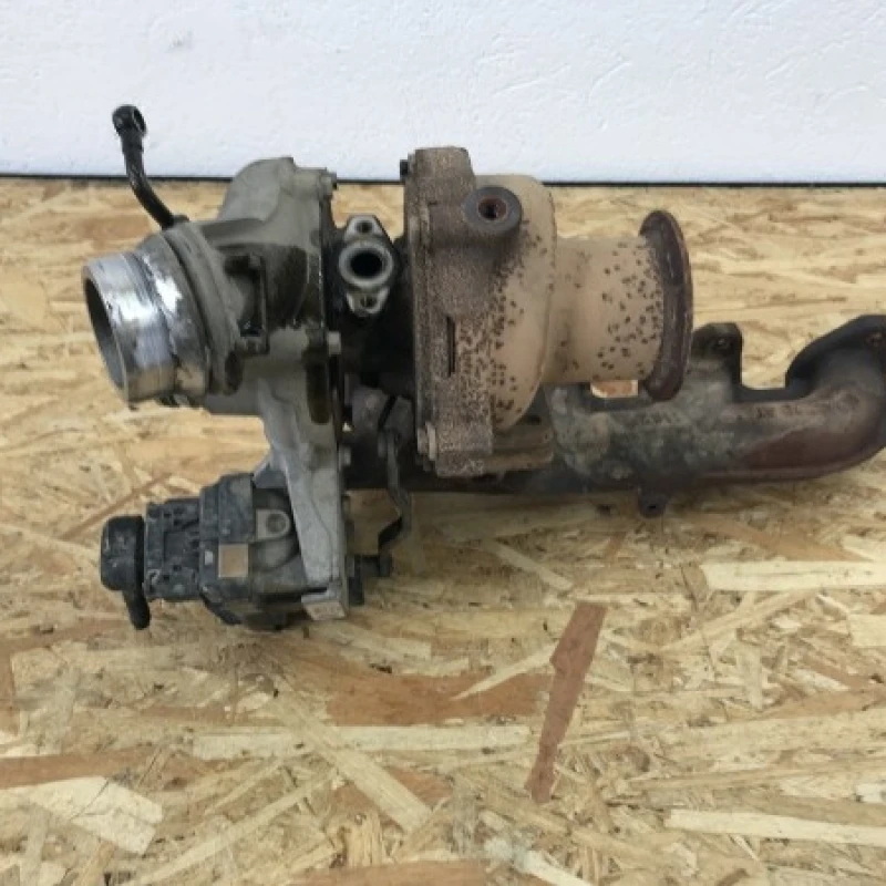 Turbosuflanta turbina BMW 