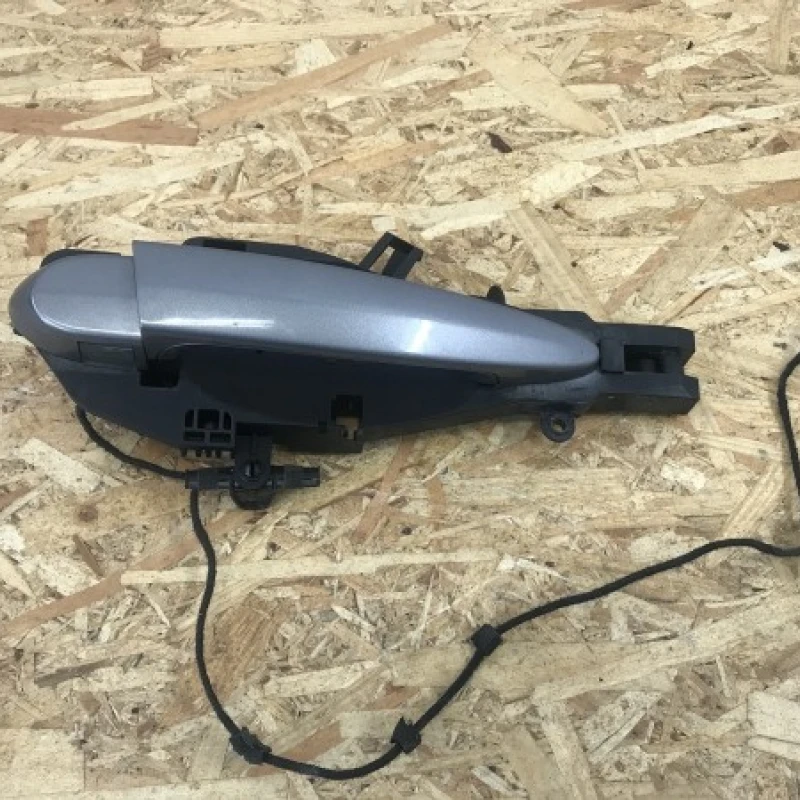 Maner usa dreapta spate / BMW X1 E84 2009 / Caroserie, oglinzi si faruri