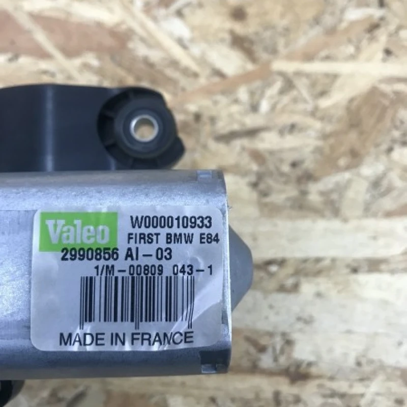 Motoras stergator luneta / BMW X1 E84 2009 / Caroserie, oglinzi si faruri