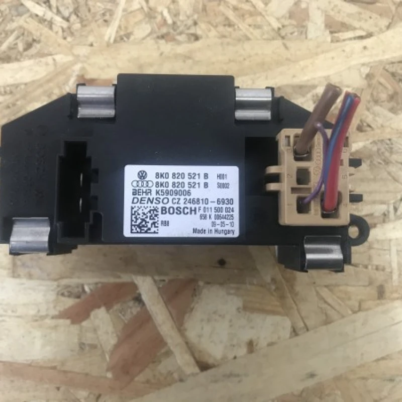 Releu aeroterma bord Audi 