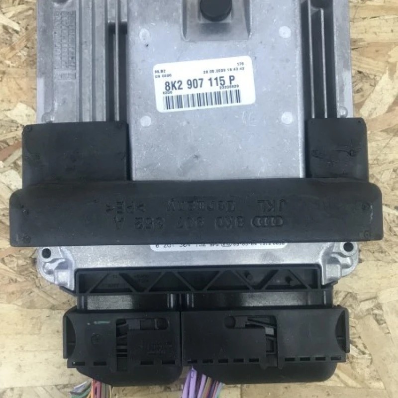 Calculator motor ECU / Audi A5 8T 2010 / Audio si electronice