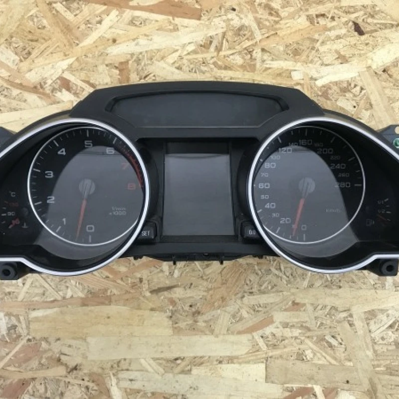 Ceas bord Audi 