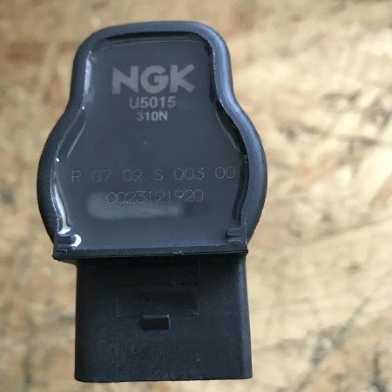 Bobina de inductie / Audi A5 8T 2010 / Motor, racire si evacuare