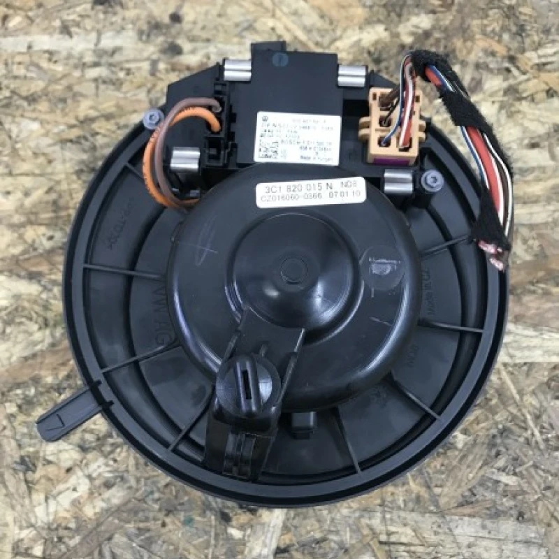Ventilator bord cu releu Skoda 