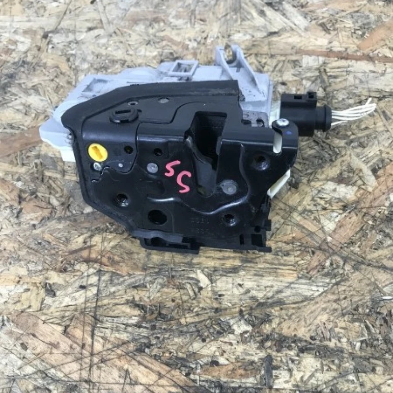 Broasca usa stanga spate Volkswagen 