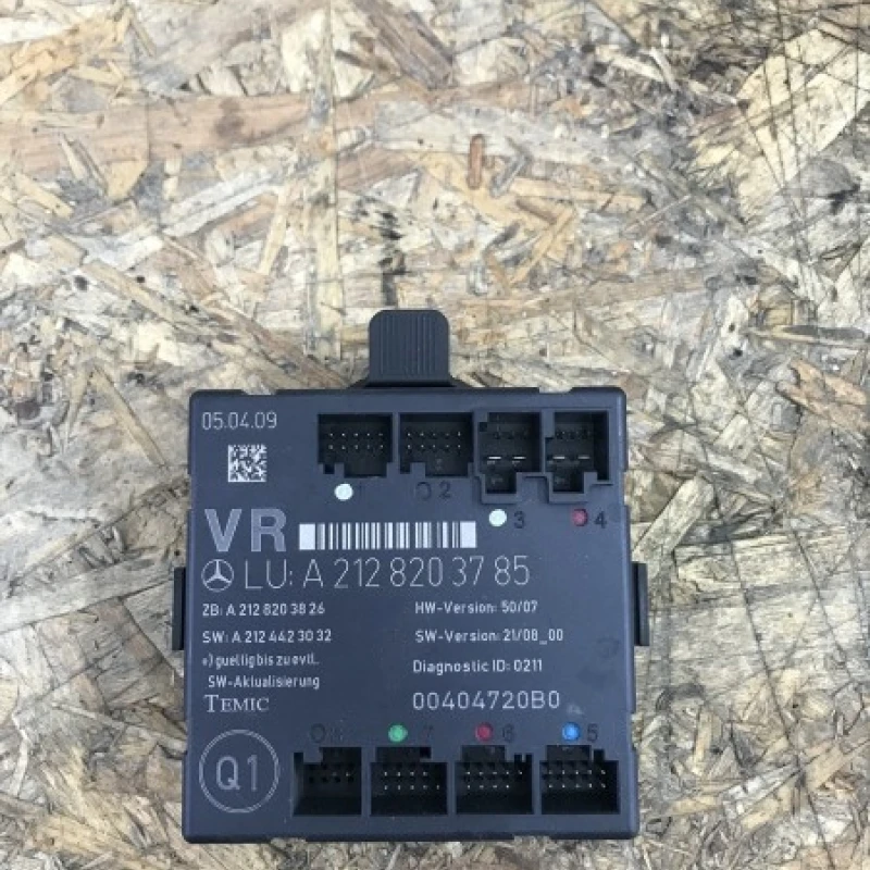 Modul confort usa dreapta fata Mercedes-Benz 