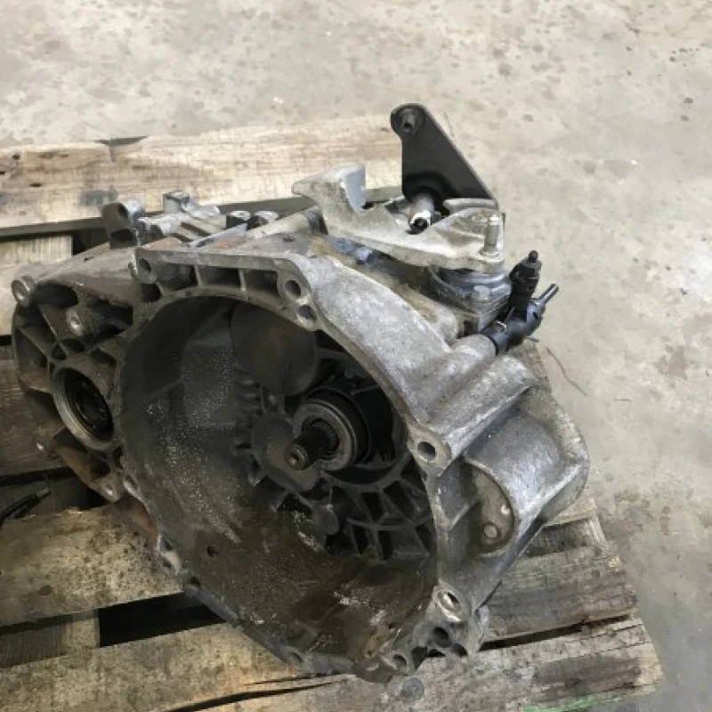 Cutie viteze KXU KNP / Volkswagen Passat B6 2010 / Cutie viteze, ambreiaj, transmisie