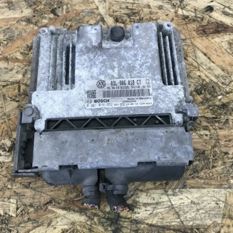 Calculator motor ECU Skoda 