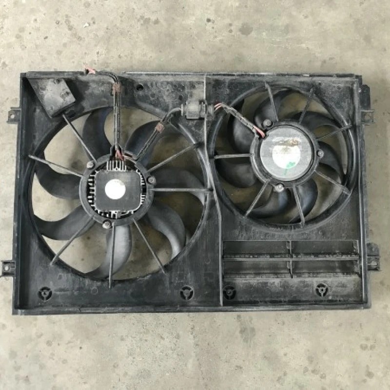 Electroventilator cu releu Skoda Octavia 2 1Z 2011
