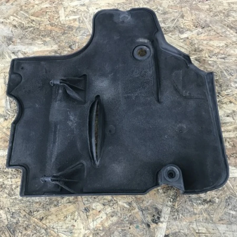 Plastic motor / Mercedes-Benz GLK Class X204 2009 / Caroserie, oglinzi si faruri