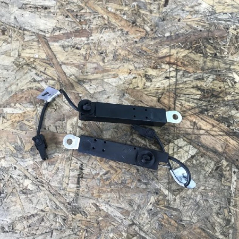 Antena radio amplificator / Mercedes-Benz GLK Class X204 2009 / Audio si electronice