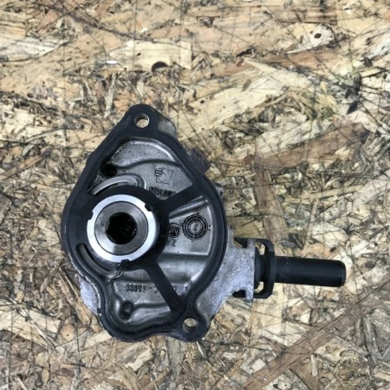 Pompa vaccum / Mercedes-Benz GLK Class X204 2009 / Motor, racire si evacuare