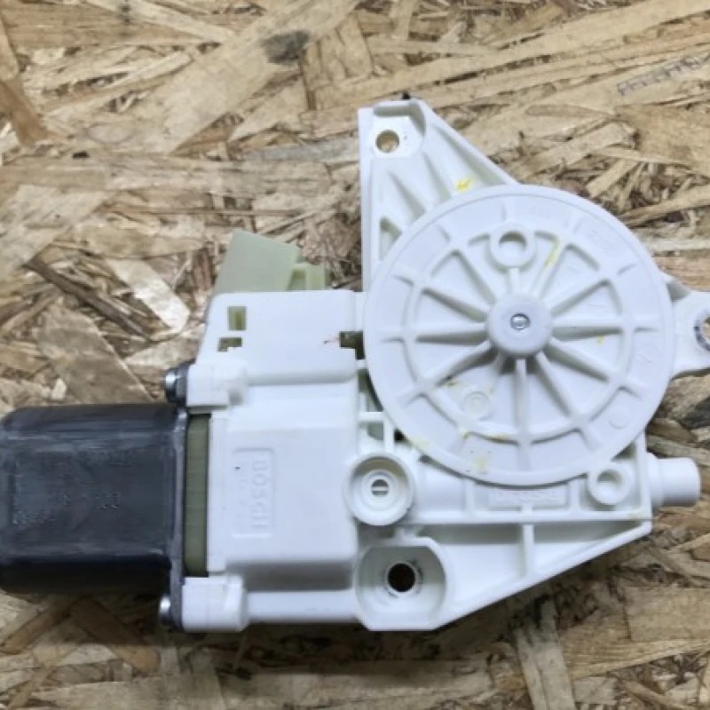 Motoras macara dreapta fata Mercedes-Benz E Class W212 2009