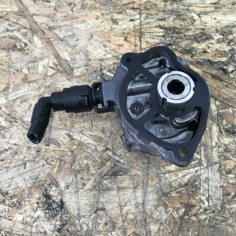 Pompa vaccum Mercedes-Benz 