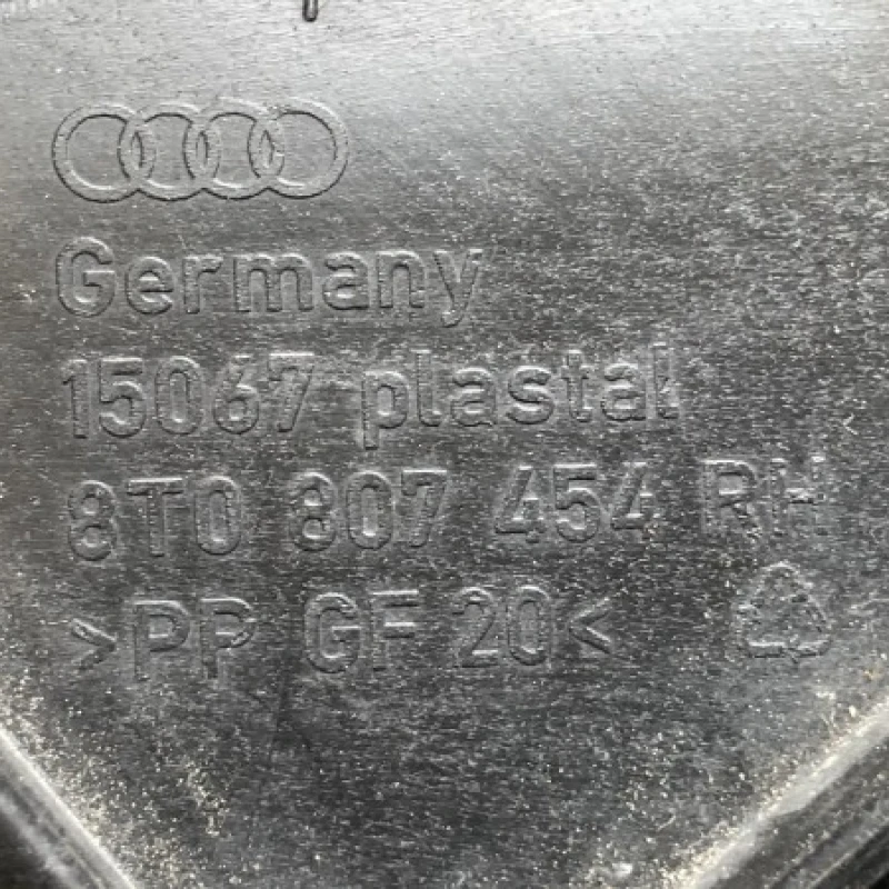 Suport bara dreapta spate / Audi A5 8T 2010 / Caroserie, oglinzi si faruri