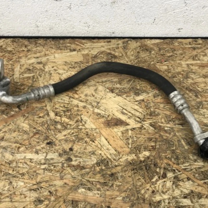 Conducta clima / Mercedes-Benz E Class W212 2009 / Climatizare