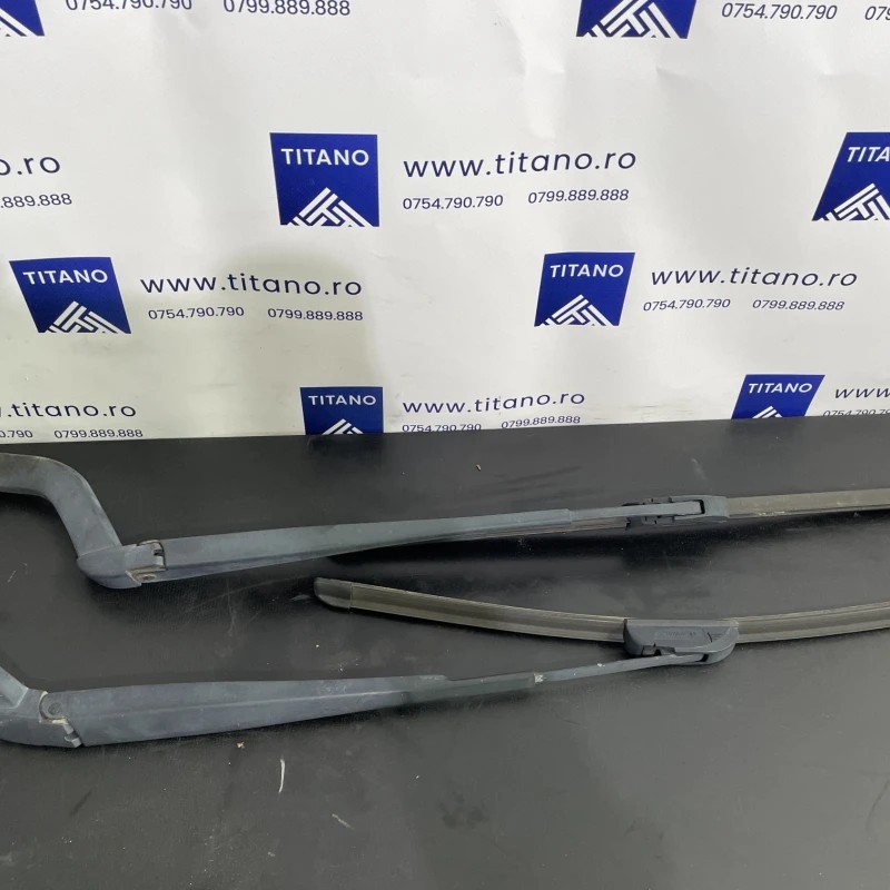 Brate stergatoare fata / Land Rover Range Rover Sport Range Rover Sport 2011 / Caroserie, oglinzi si faruri