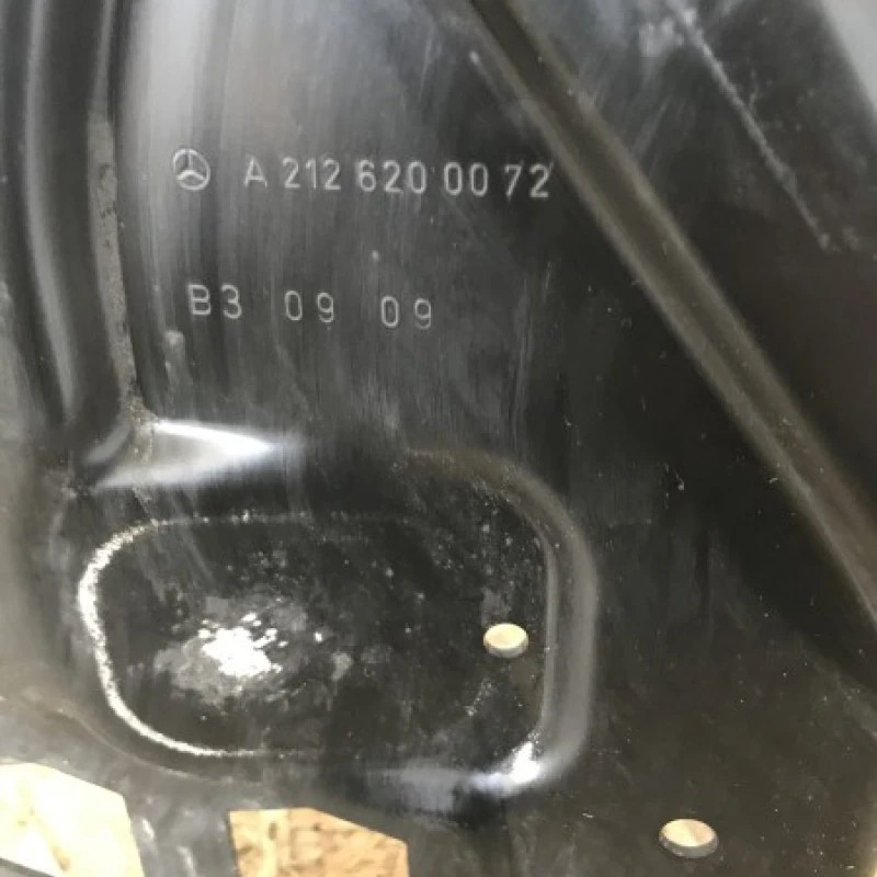 Suport radiatoare / Mercedes-Benz E Class W212 2009 / Caroserie, oglinzi si faruri