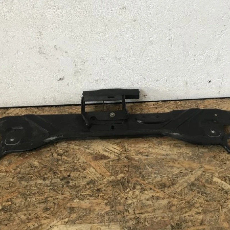 Suport radiatoare / Mercedes-Benz E Class W212 2009 / Caroserie, oglinzi si faruri