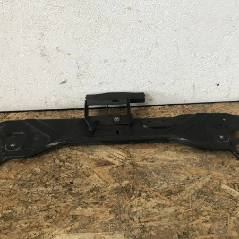 Suport radiatoare / Mercedes-Benz E Class W212 2009 / Caroserie, oglinzi si faruri