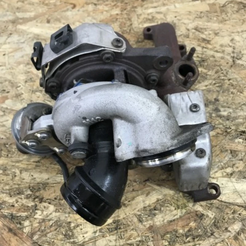 Turbosuflanta turbina / Audi A3 8P 2011 / Motor, racire si evacuare