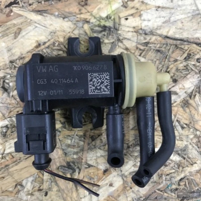 Supapa vacum / Audi A3 8P 2011 / Motor, racire si evacuare