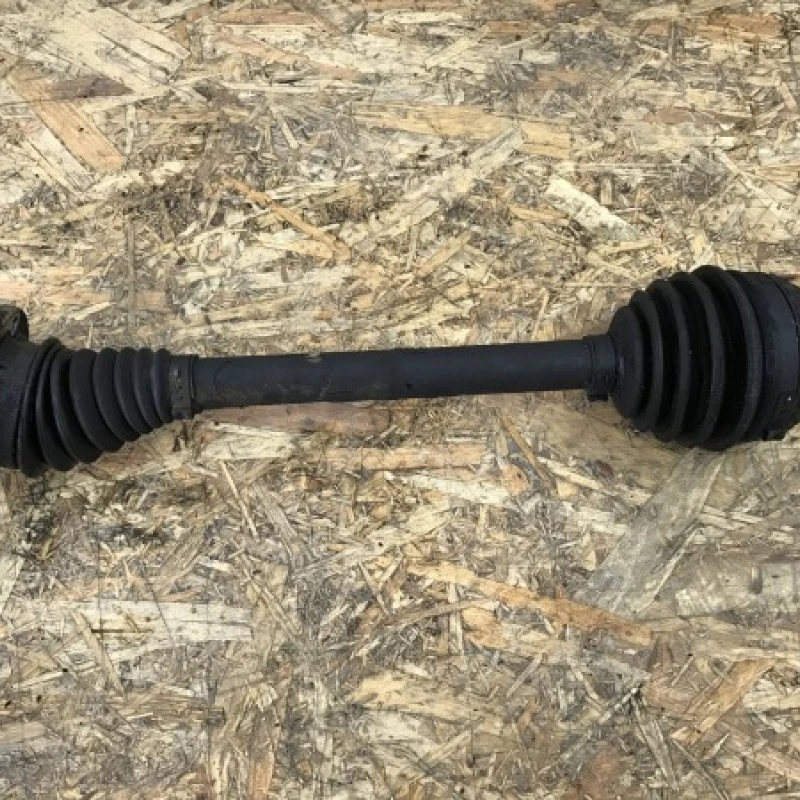 Planetara stanga fata / Audi A3 8P 2011 / Directie si suspensie