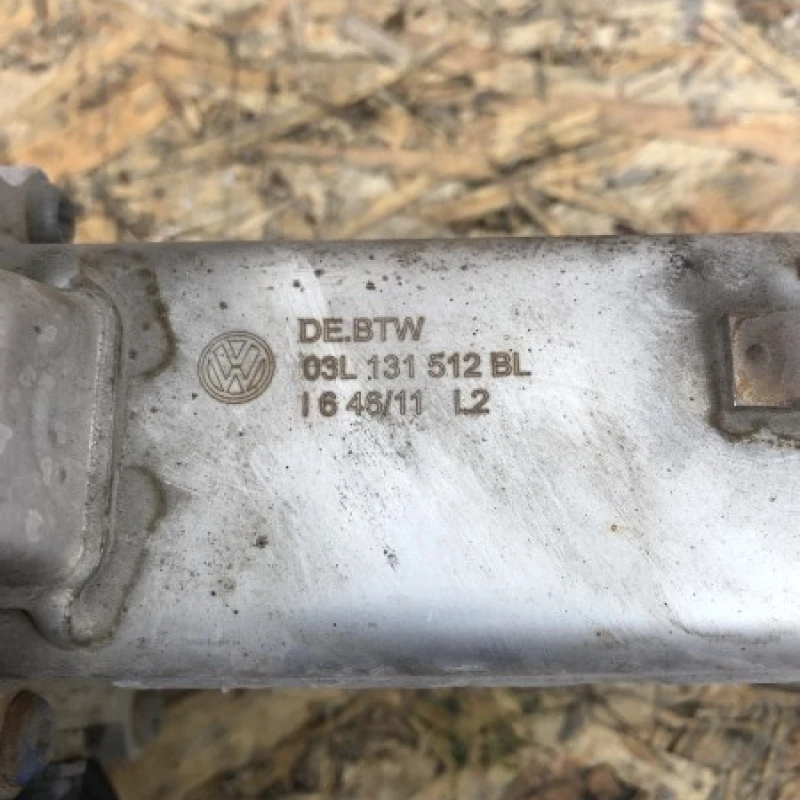 Racitor gaze EGR / Volkswagen Passat B7 2012 / Motor, racire si evacuare
