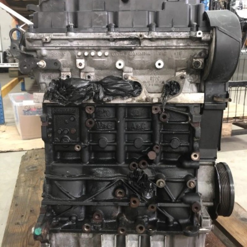 Motor BMN 2.0 TDI / Volkswagen Touran 1T Cross 2008 / Motor, racire si evacuare