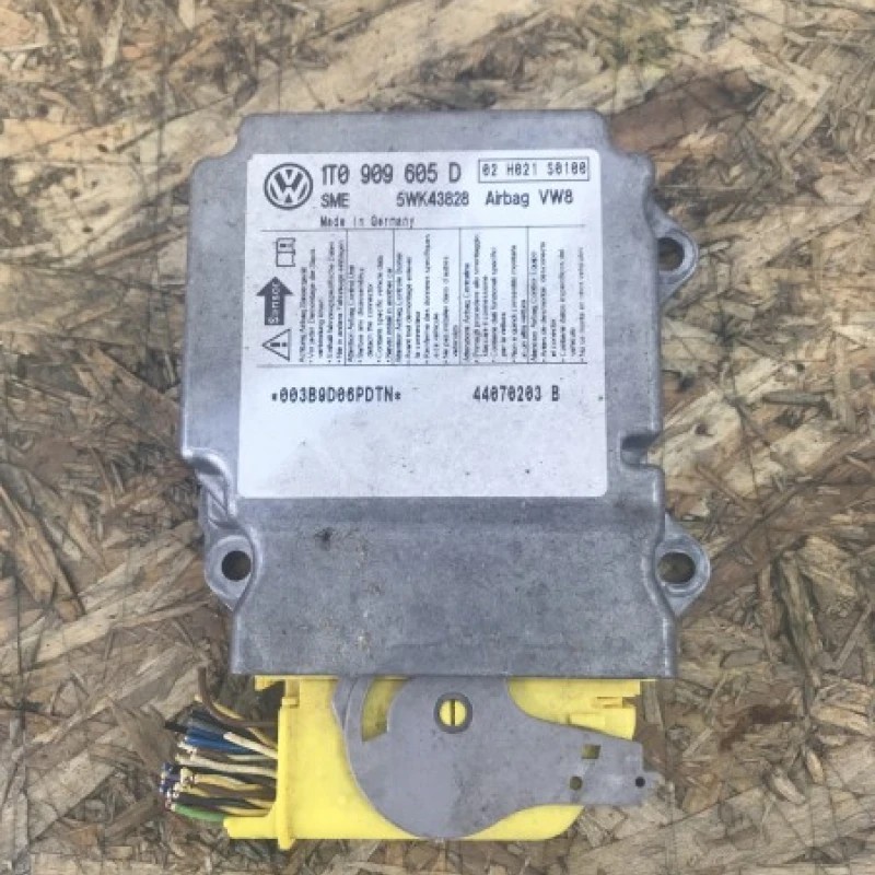 Calculator airbag Volkswagen Touran 1T Cross 2008