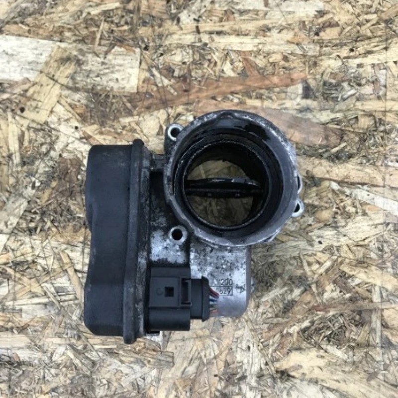 Clapeta acceleratie / Volkswagen Touran 1T Cross 2008 / Motor, racire si evacuare