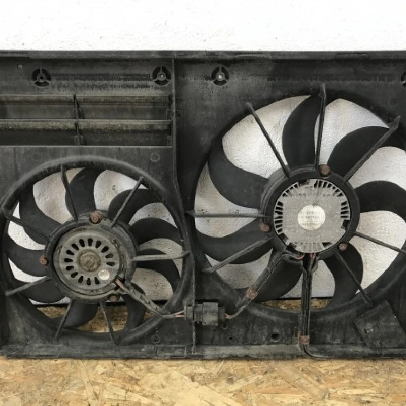 Electroventilator cu releu / Volkswagen Touran 1T Cross 2008 / Motor, racire si evacuare