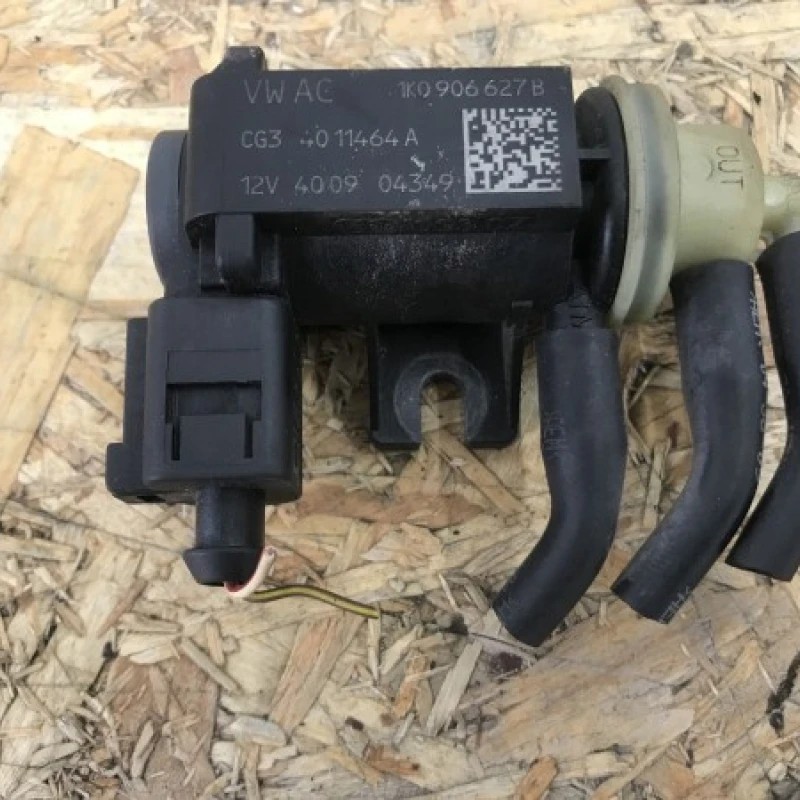 Supapa vacum / Volkswagen Polo 6R 2010 / Motor, racire si evacuare