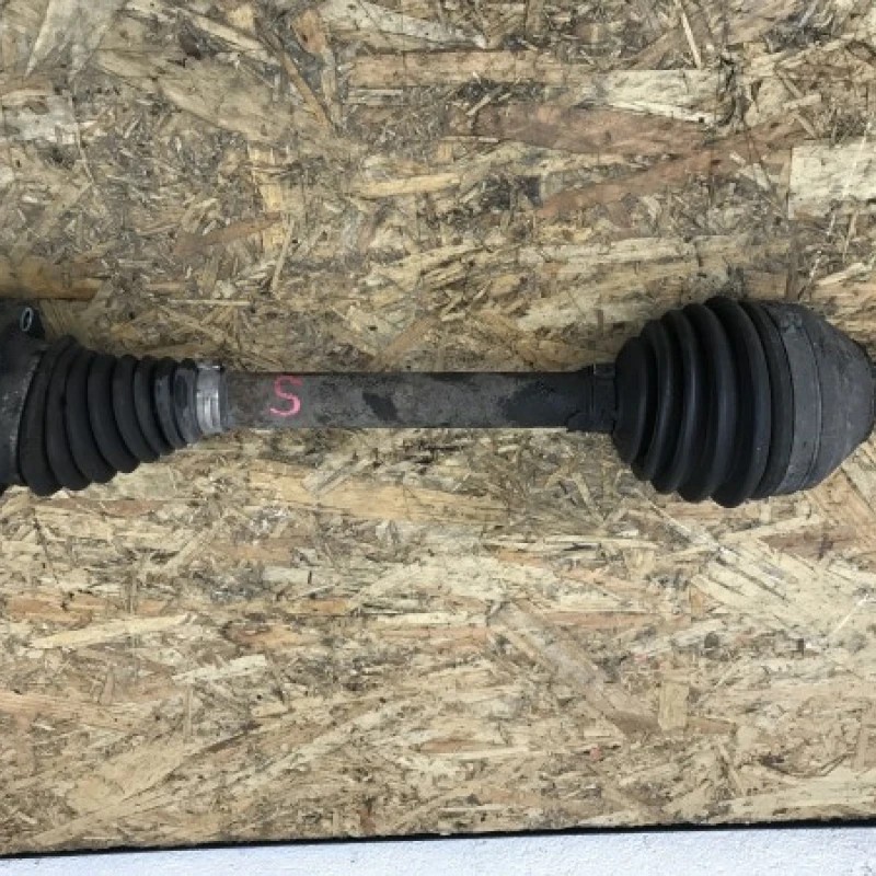 Planetara stanga / Volkswagen Polo 6R 2010 / Directie si suspensie
