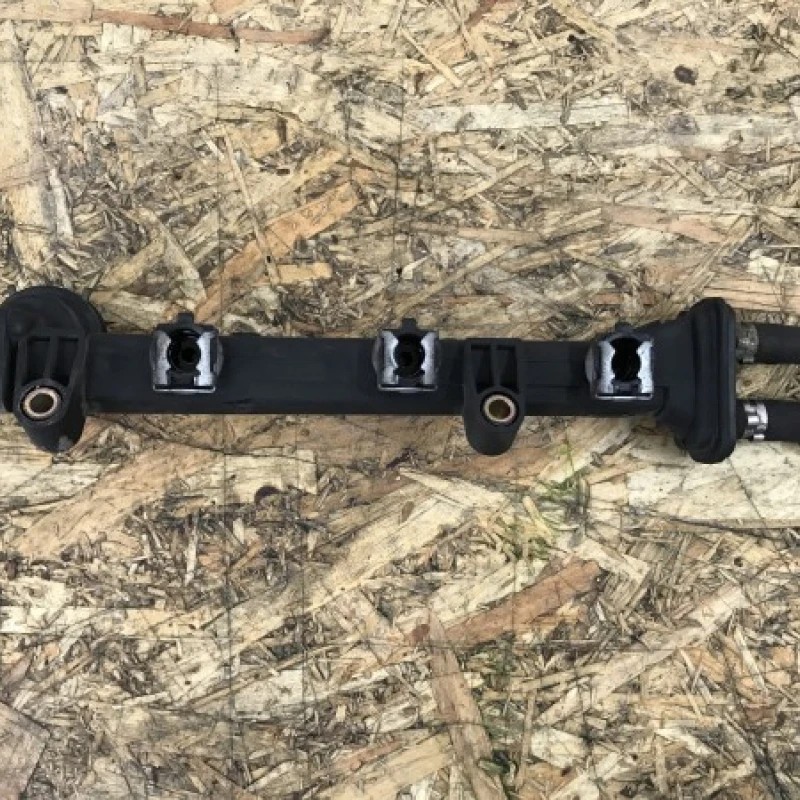 Rampa injectie / Smart Fortwo Fortwo 2006 / Motor, racire si evacuare