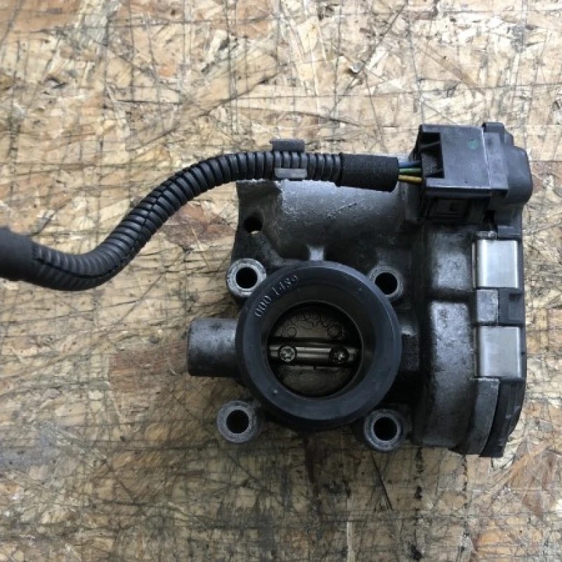 Clapeta acceleratie / Smart Fortwo Fortwo 2006 / Motor, racire si evacuare