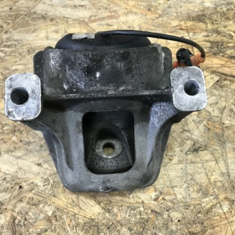 Suport motor cu senzor / Audi A5 8T 2010 / Motor, racire si evacuare