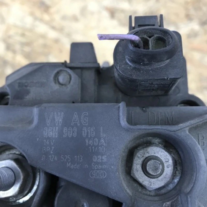 Alternator / Audi A5 8T 2010 / Motor, racire si evacuare