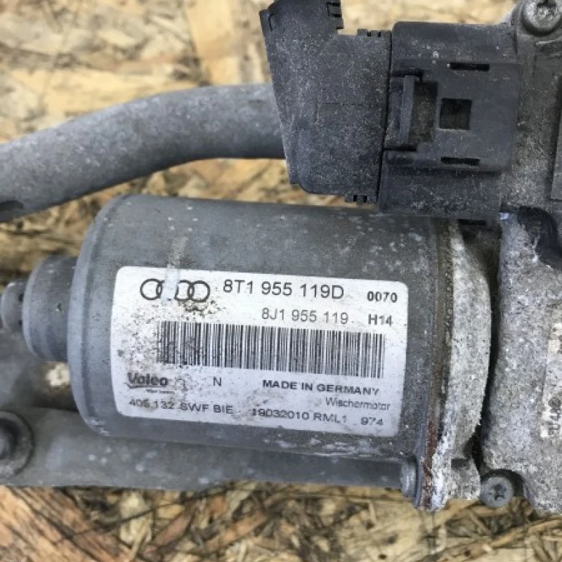 Ansamblu stergatoare fata / Audi A5 8T 2010 / Caroserie, oglinzi si faruri