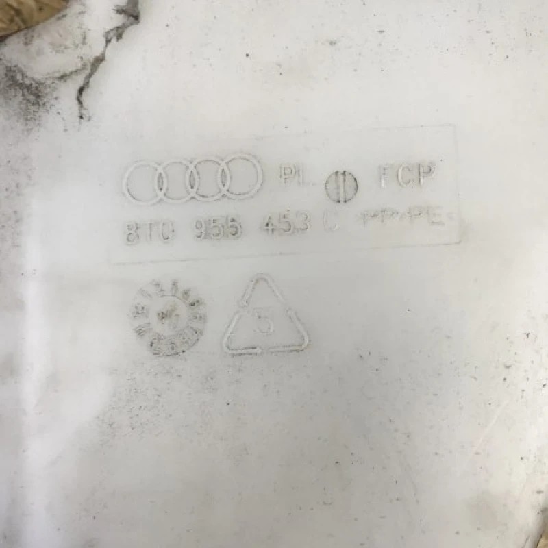 Vas spalator parbriz / Audi A5 8T 2010 / Caroserie, oglinzi si faruri
