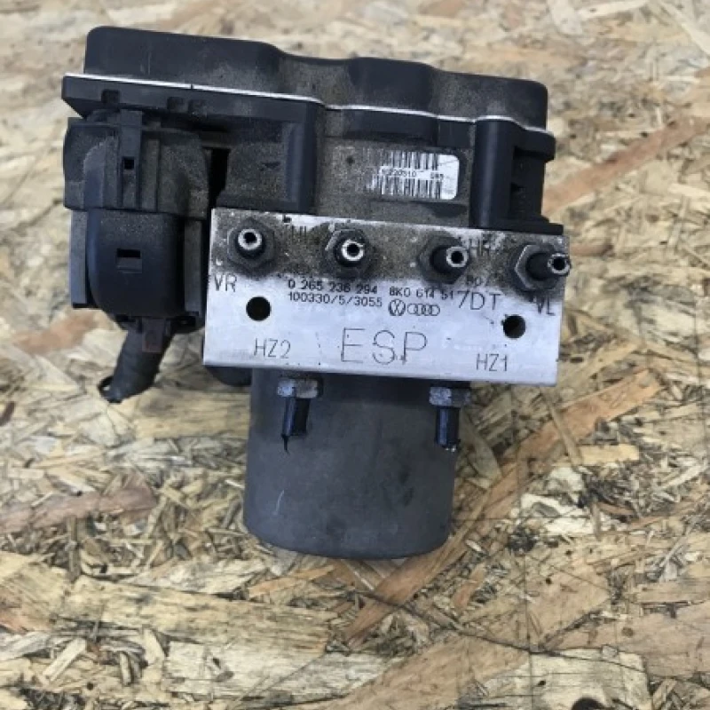 Pompa ABS / Audi A5 8T 2010 / Motor, racire si evacuare