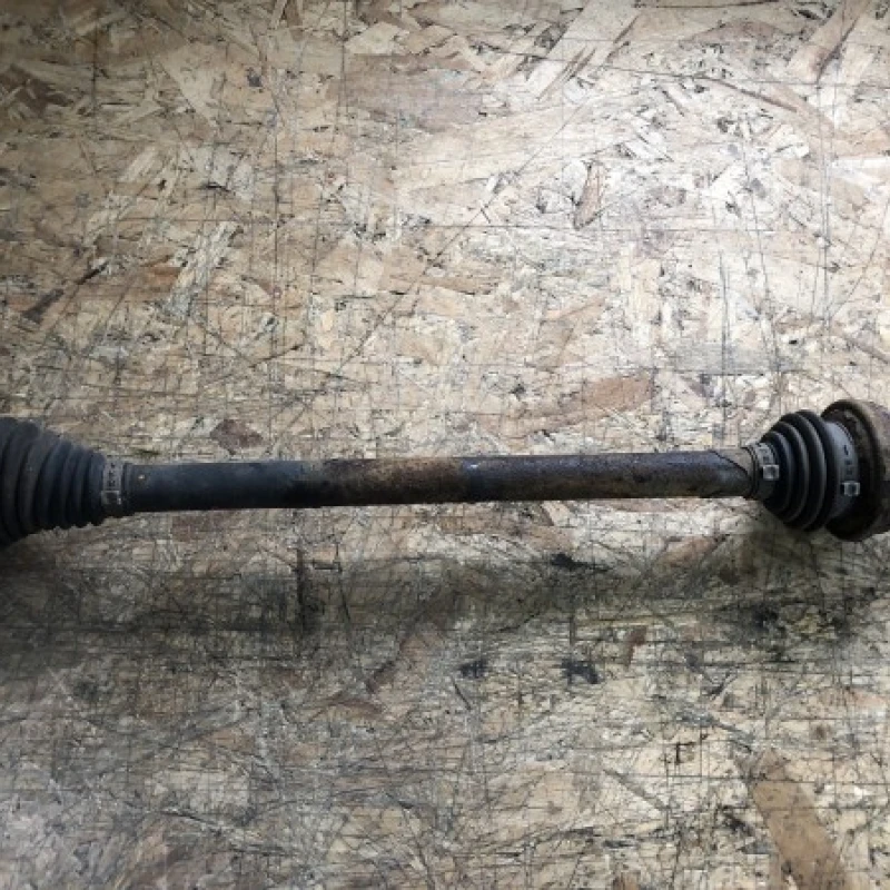 Planetara dreapta spate / Volkswagen Golf MK6 2010 / Directie si suspensie