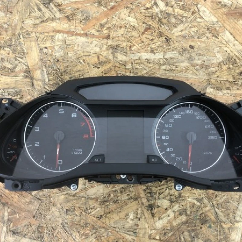 Ceas bord Audi 