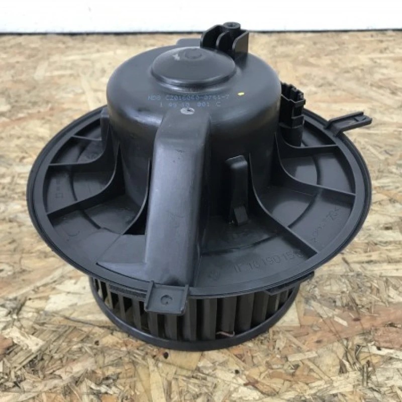 Ventilator aeroterma bord / Volkswagen Golf MK6 2010 / Climatizare
