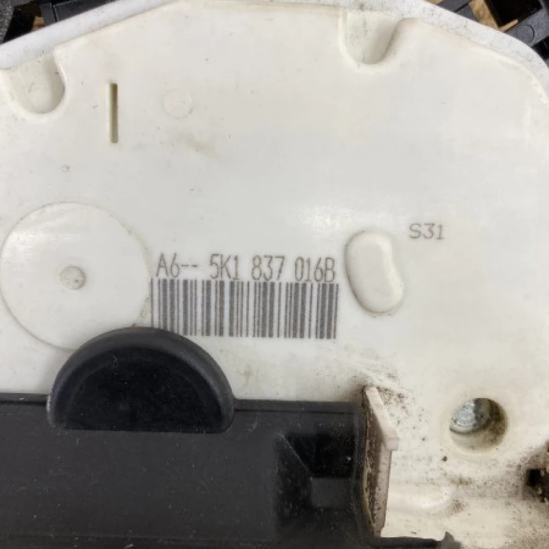 Iala broasca usa dreapta fata / Volkswagen Golf MK6 2010 / Caroserie, oglinzi si faruri